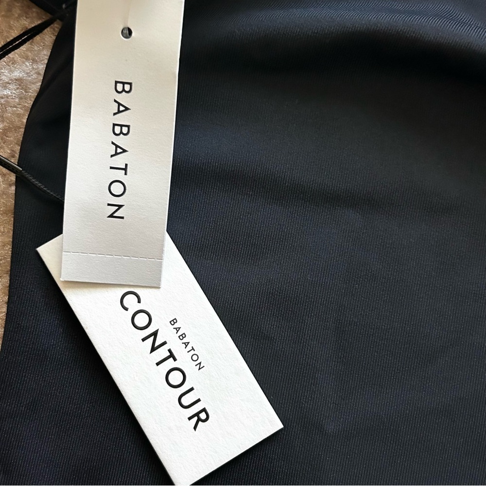 Aritizia Babaton Contour Short Sleeve Black Bodysuit - Picture 5 of 10